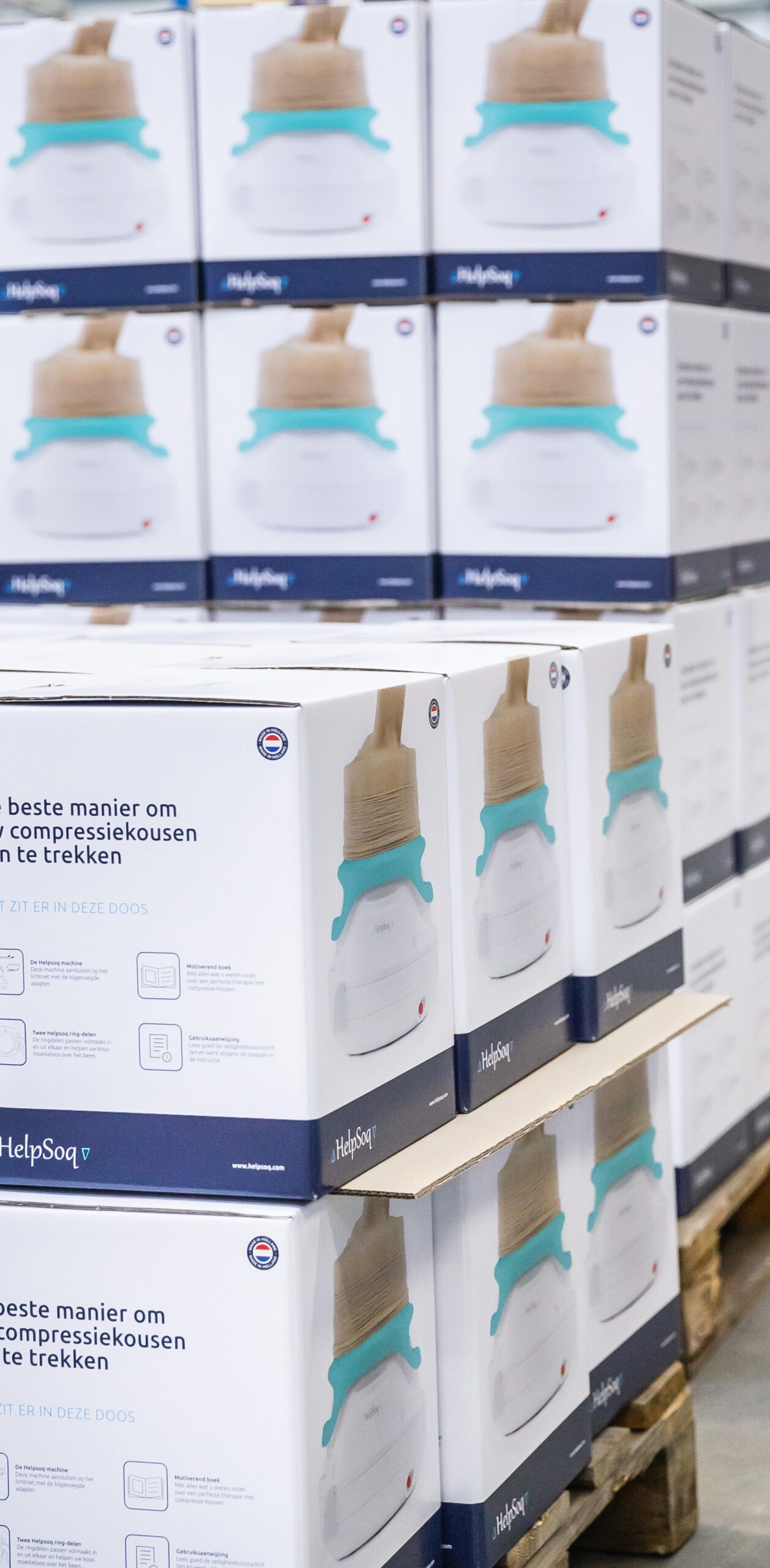 HelpSoq toestellen in magazijn. 